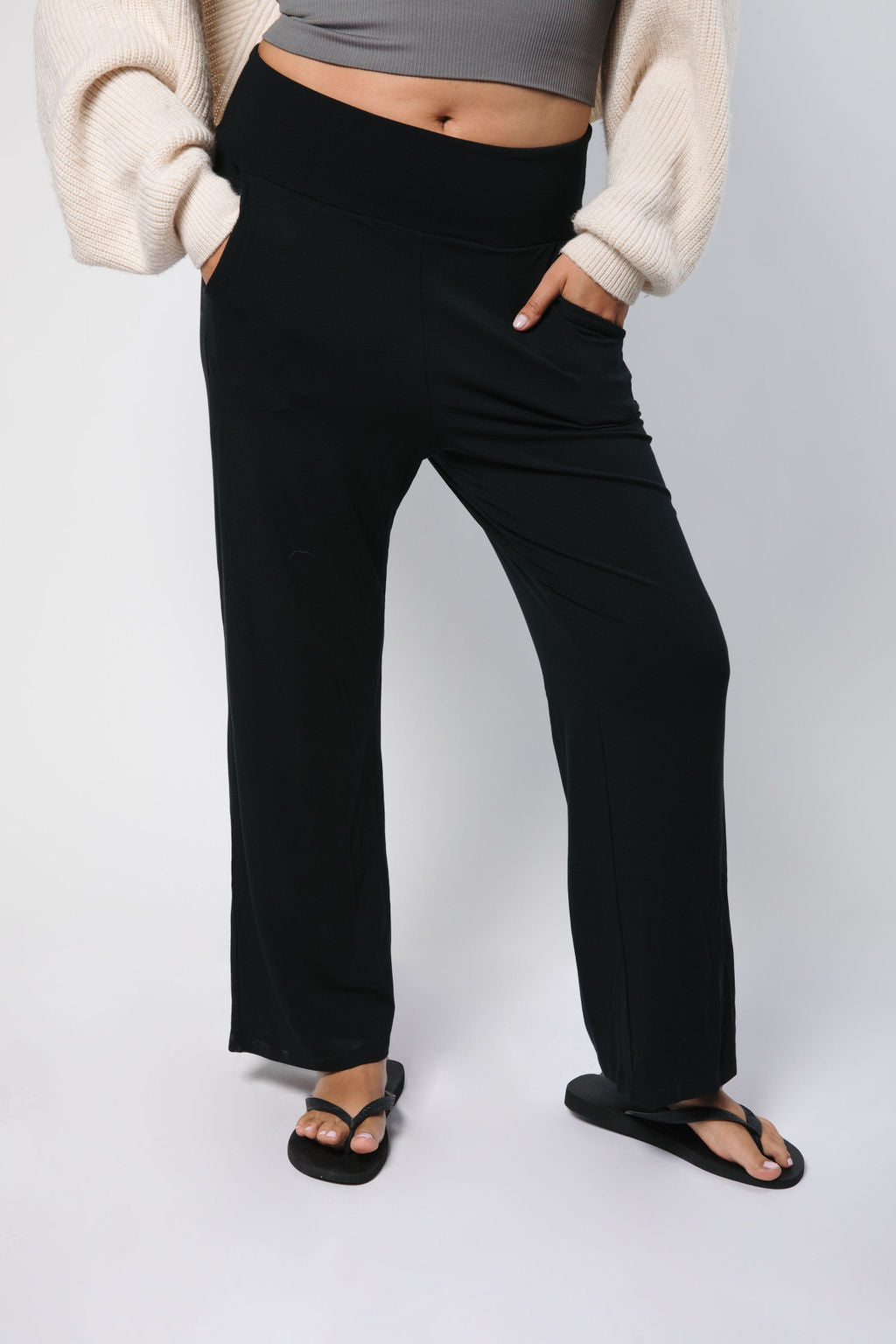 ENDURE WIDE LEG PANTS